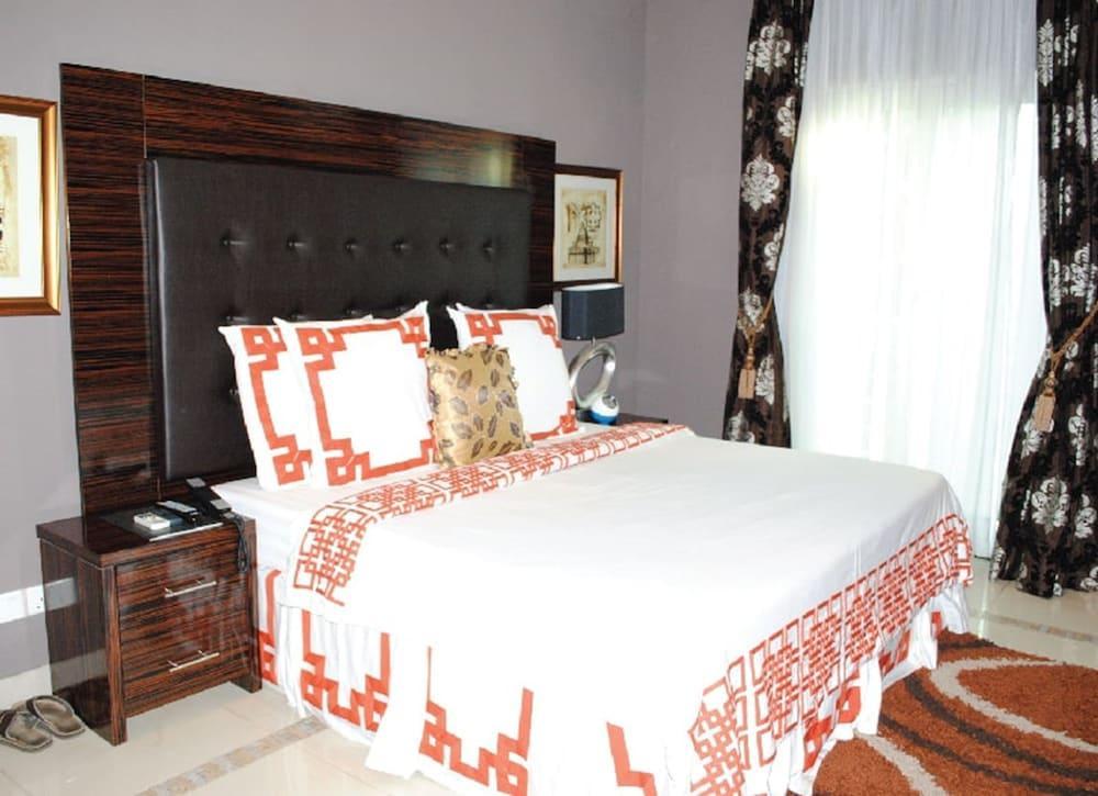 Villa Angellia Boutique Hotel Victoria Island - Tap to explore photos