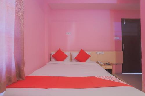 Hotel Shivam Plaza - Tap to explore photos