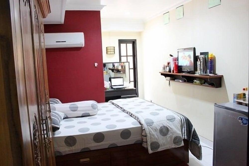 Lagura Residence Room Type - Superior Room