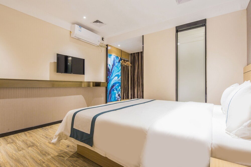 City Comfort Inn Xinshi Qifu Road Branch - Tap to explore photos