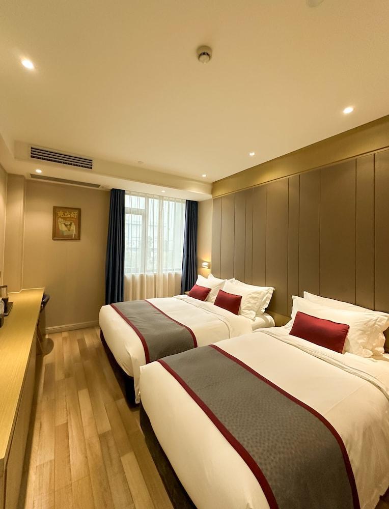 SHANGHAI-DECO Hotel Room Type - Family Annex