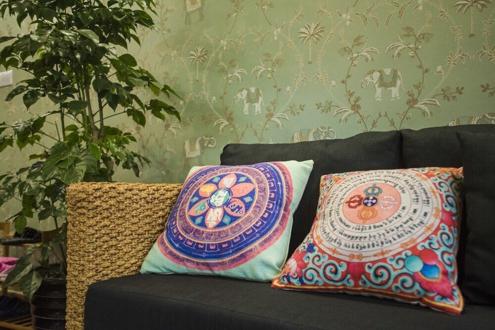 GoNative Downtown Apartment Tianzifang - Tap to explore photos