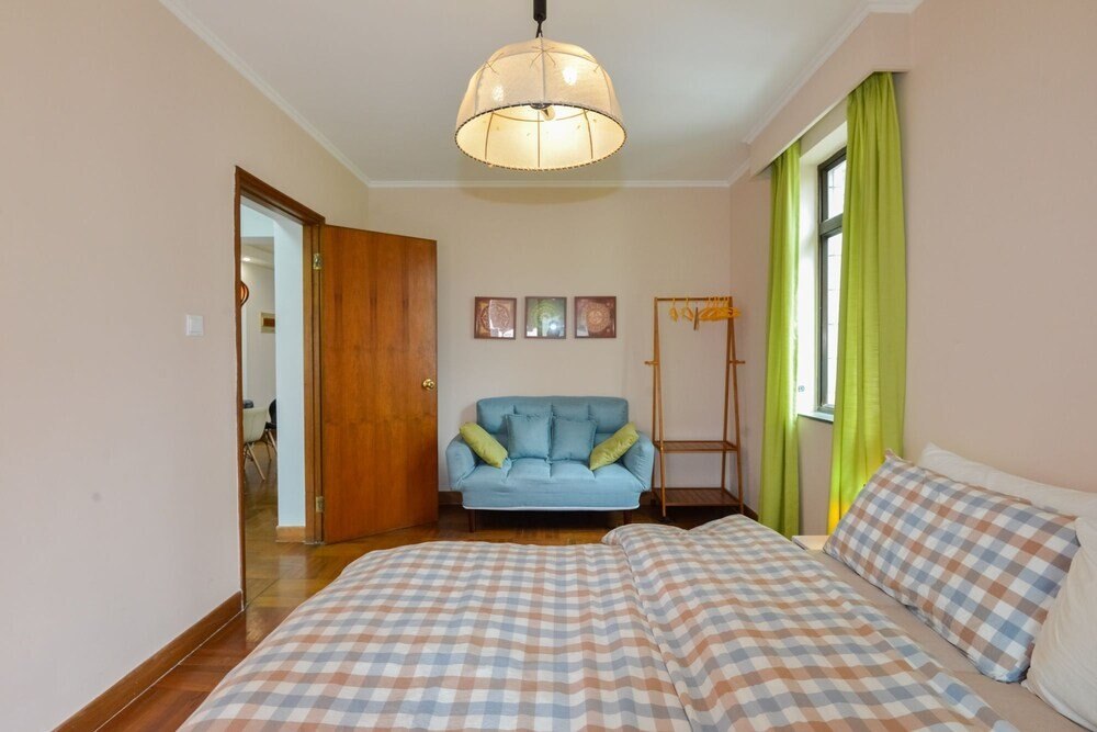 GoNative Downtown Apartment Tianzifang - Tap to explore photos