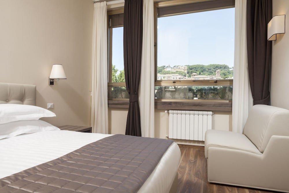 Window on Rome Room Type - Triple Room