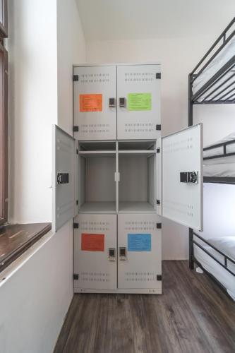 Hostel Orange Room Type - Private Room (12 adults)