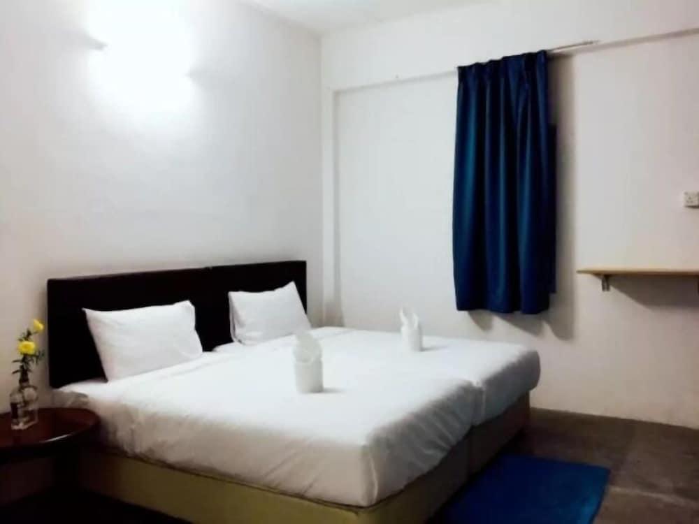 GardenTerrace - Langkawi - 4 Rooms 8 Beds 3 Baths Room Type - House, 4 Bedrooms