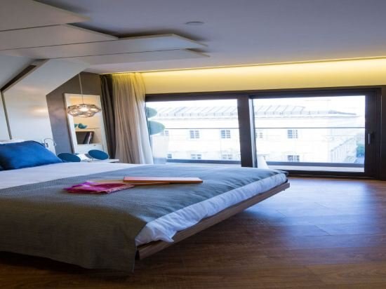 Maroon Hotel Pera Istanbul Price Address Reviews