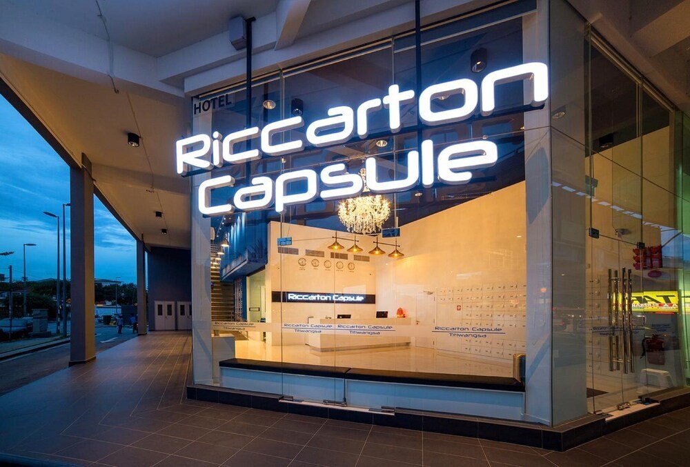Riccarton Capsule Hotel - Tap to explore photos