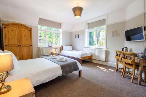 The Green W7 Room Type - Family Room with Shared Bathroom