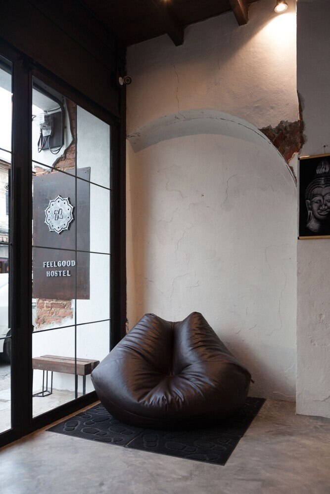 Feel Good Hostel - Tap to explore photos
