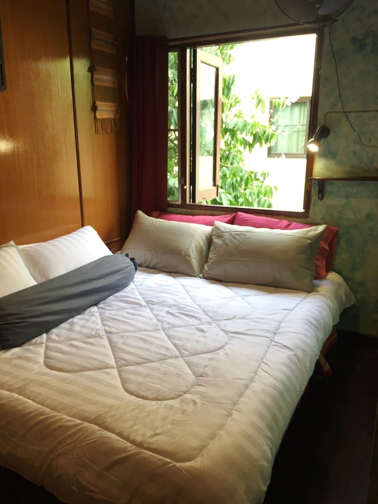 Shanti Lodge Bangkok Room Type - Cozy Double Room