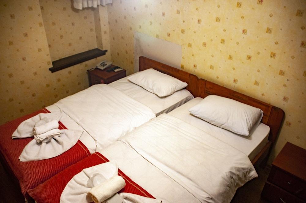 Istanbul Irish Hotel Room Type - Standard Twin Room, 2 Twin Beds