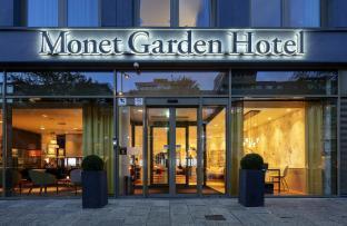 Monet Garden Hotel Amsterdam - Tap to explore photos