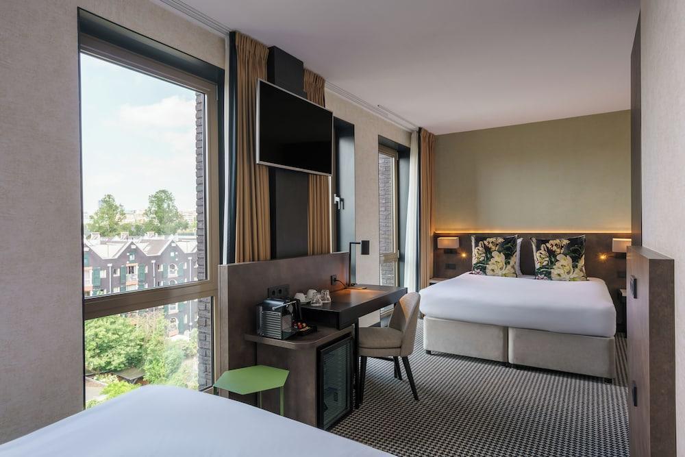 Monet Garden Hotel Amsterdam Room Type - Superior Triple Room, Canal View