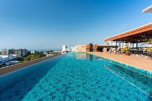 Lawinta Hotel Pattaya - Tap to explore photos