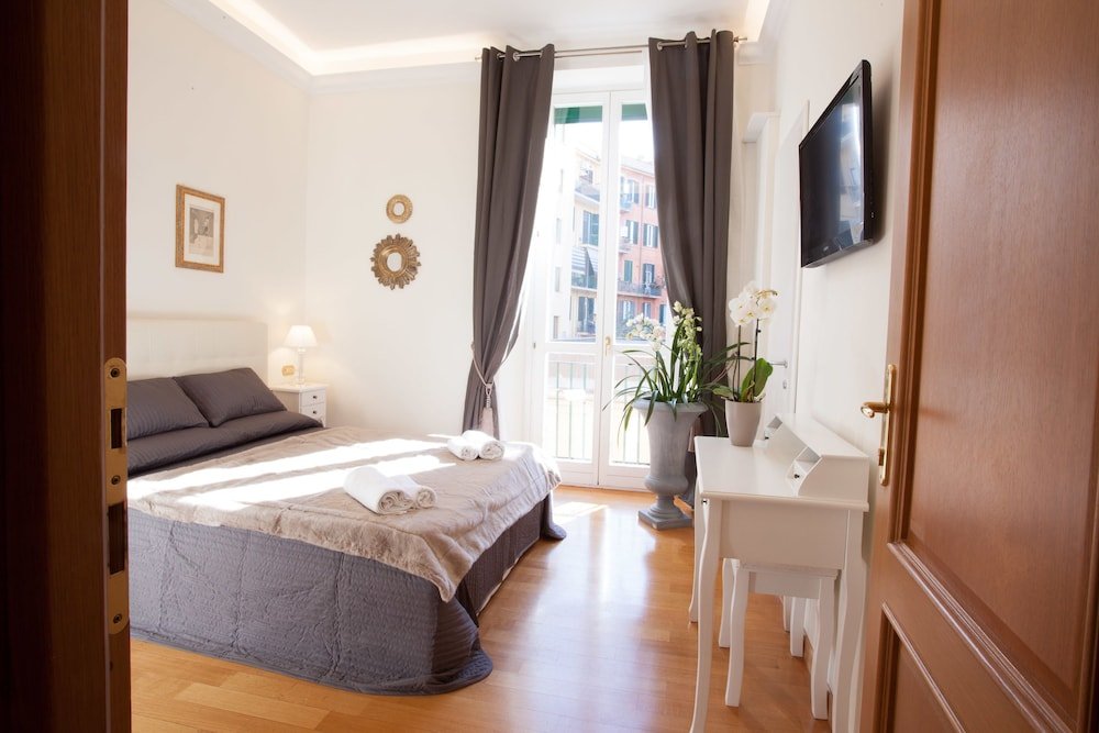 Innsiderome Room Type - Double Room, Balcony