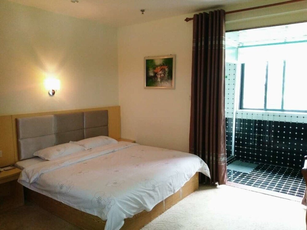 Shanshui Trends Hotel Pazhou Branch - Tap to explore photos