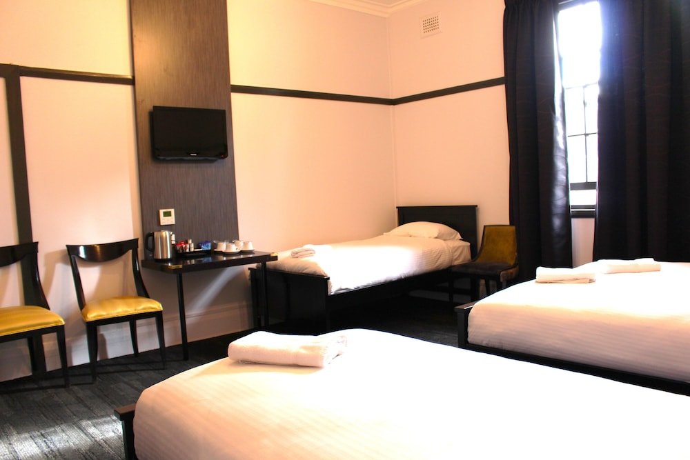 Royal Hotel Ryde Room Type - Family Room