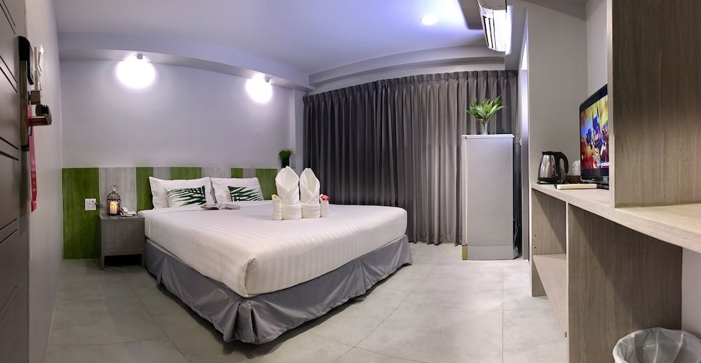 The Pat Hotel Room Type - Standard Double Room