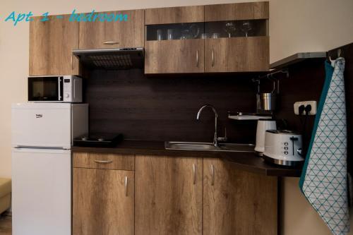 2 Bedroom Home near Prague Castle - Tap to explore photos