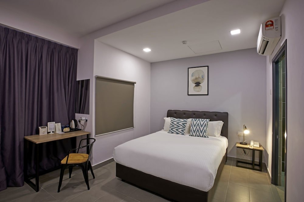 B Lot Hotel Room Type - Business Suite