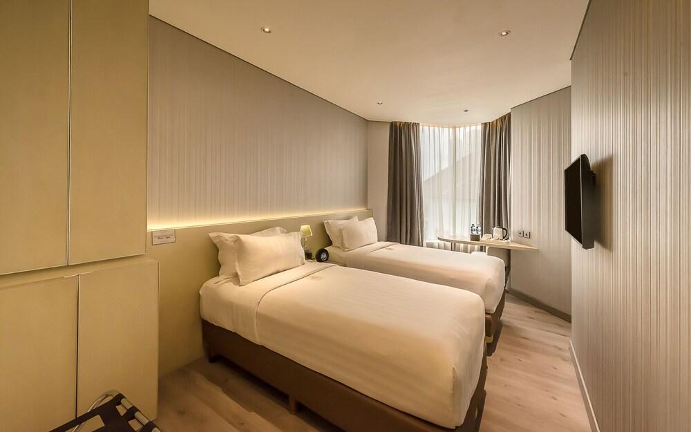 Ashley Wahid Hasyim Jakarta Room Type - Superior Twin Room