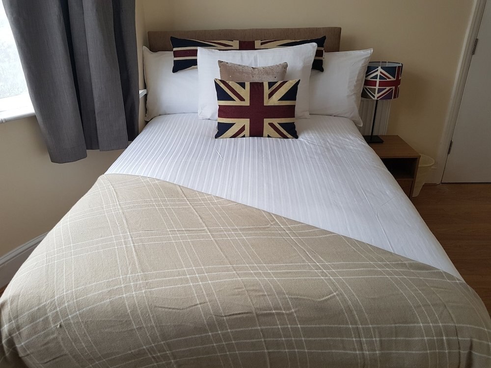 Kathleen House Plus Room Type - Premium Double Room, Ensuite (Room 1)