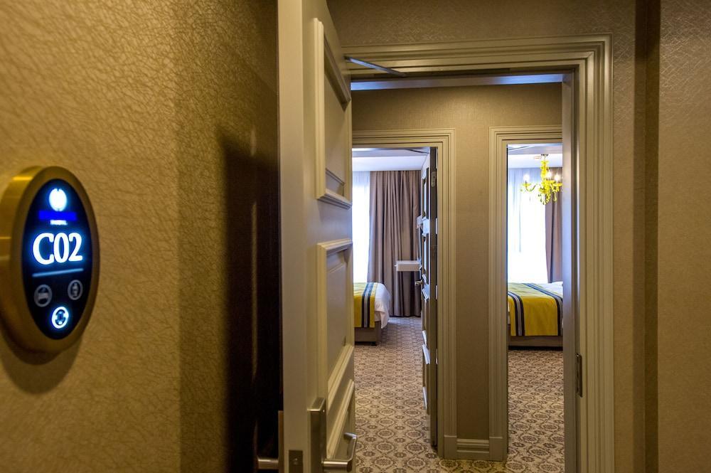 Homelike Hotel Room Type - Family Room, 2 Bedrooms, Connecting Rooms Homelike Hotel Room Type - Family Room, 2 Bedrooms, Connecting Rooms