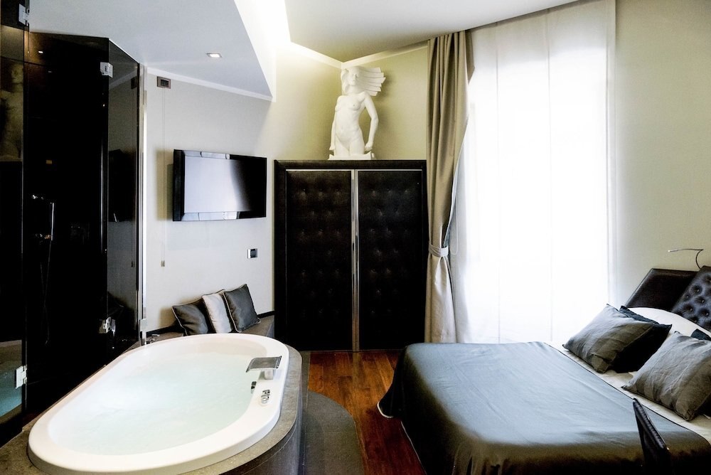 Le Stanze di Federica Room Type - Junior Suite, Jetted Tub