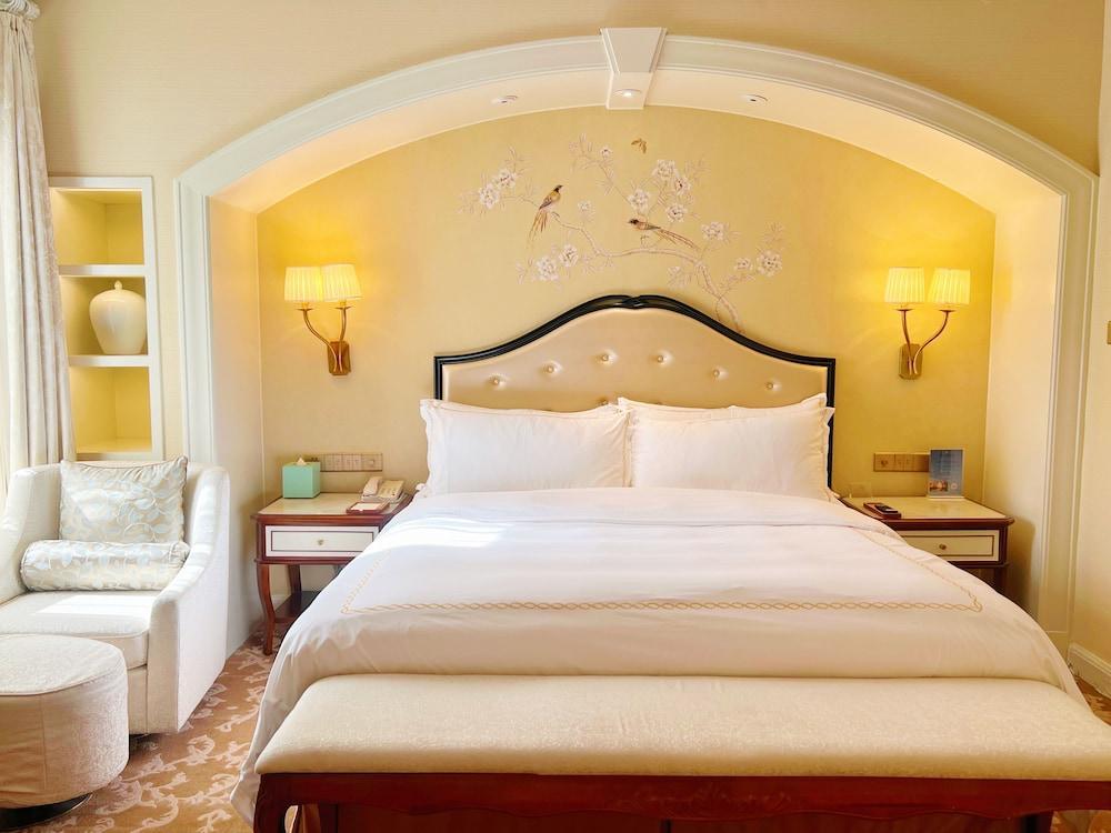 Urban Island Hotel Shanghai Room Type - Business Double Room