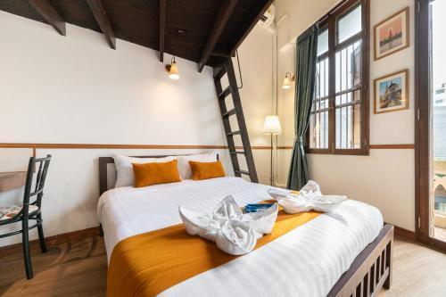 103 - Bed and Brews Room Type - Quadruple Room with Private External Bathroom 103 - Bed and Brews Room Type - Quadruple Room with Private External Bathroom