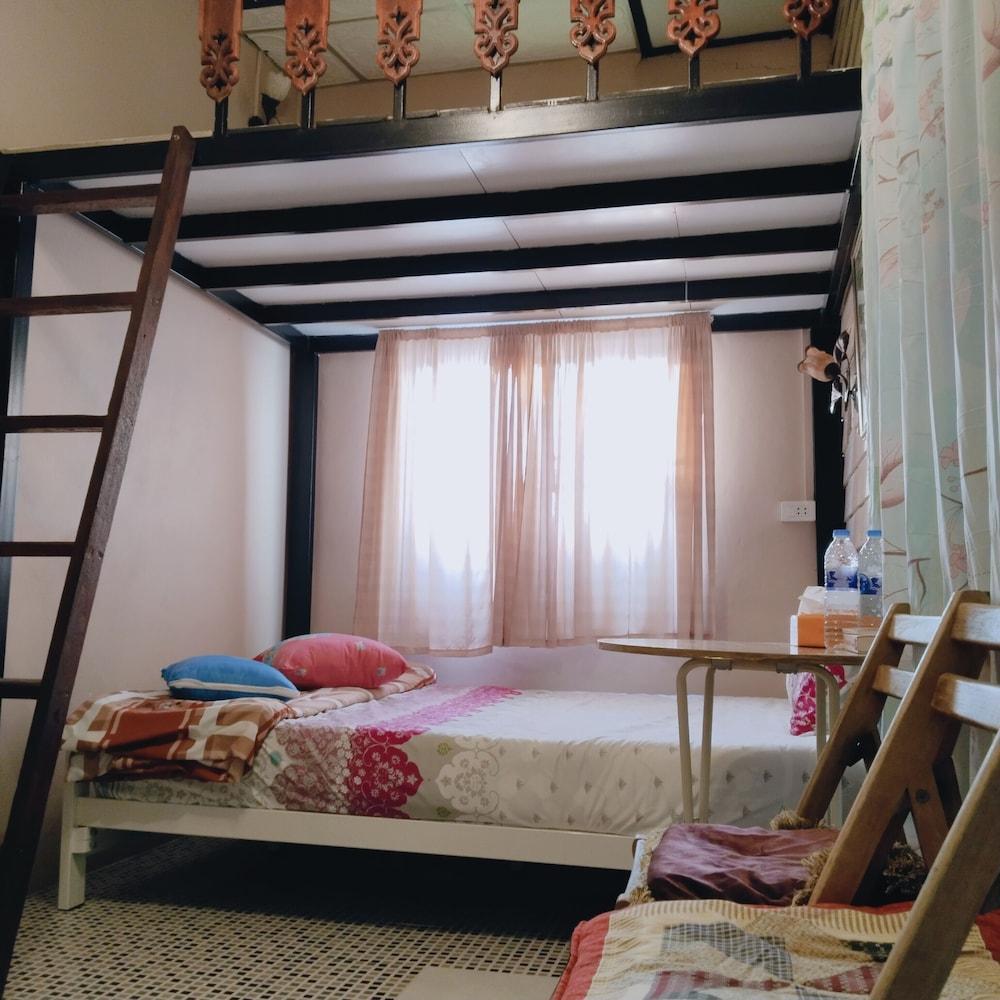 Ban Kru Ae Homestay Room Type - Room B2