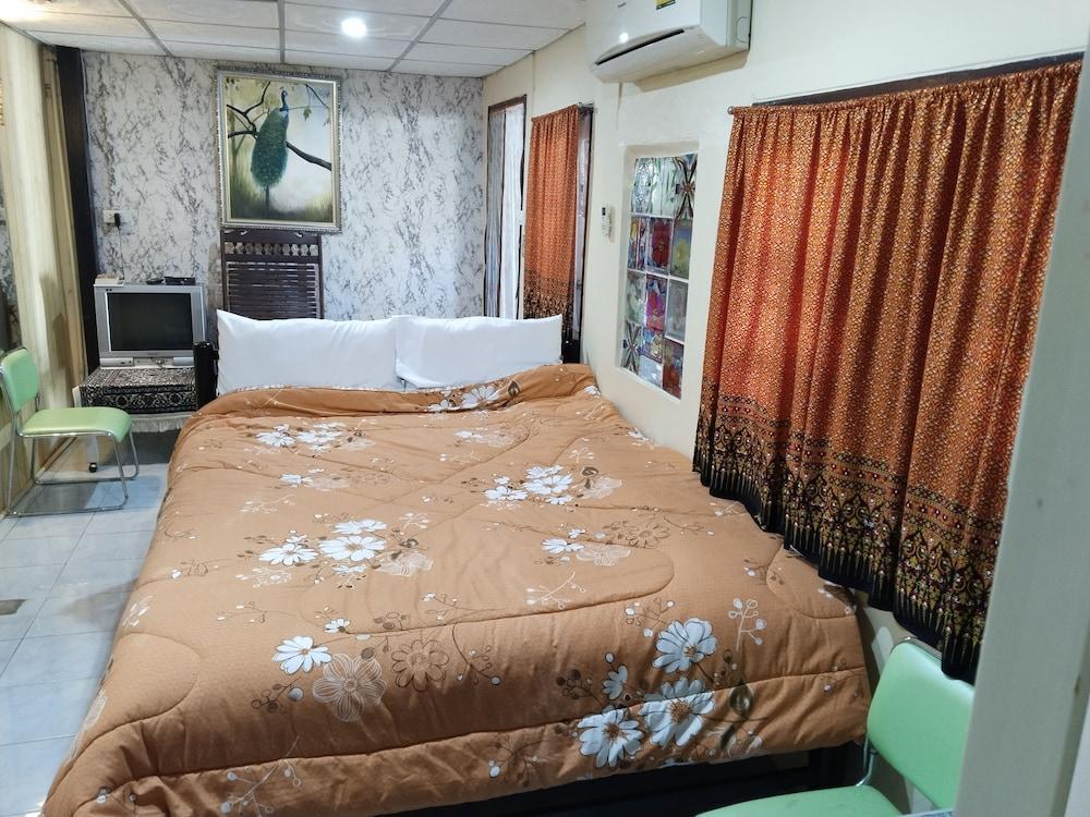 Ban Kru Ae Homestay Room Type - Garden View Room (G1)