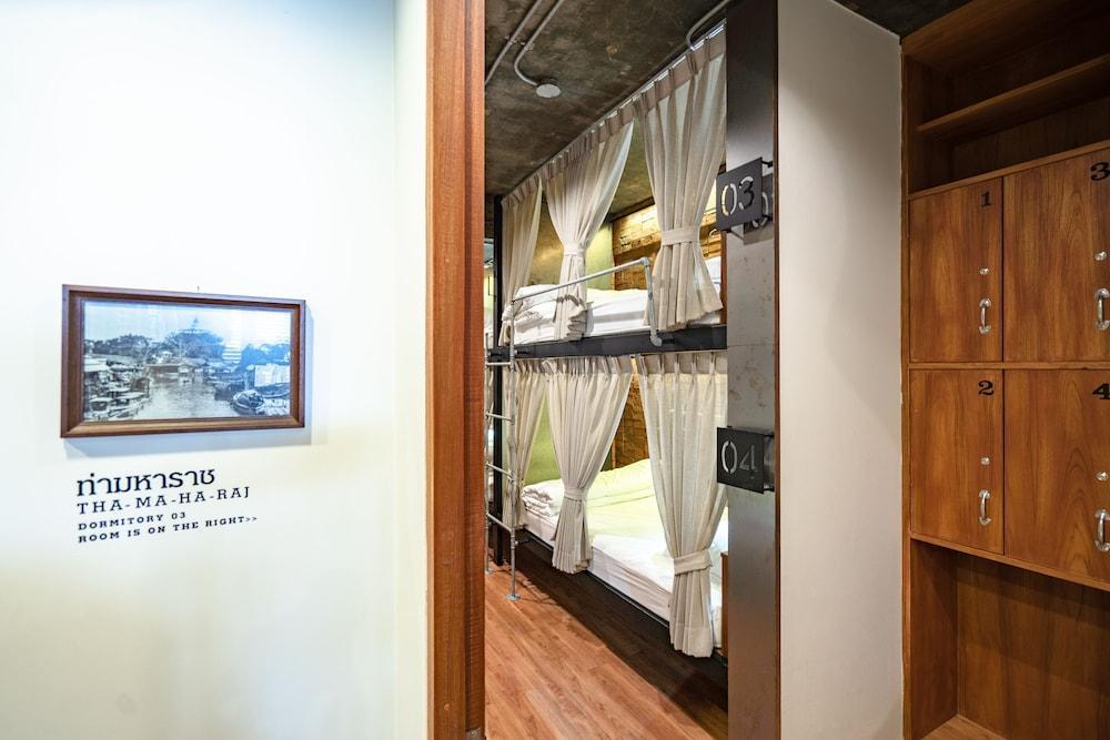 Siam Plug In Hostel Room Type - Superior Room, Shared Bathroom