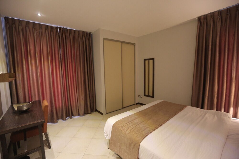 Jabal Amman Hotel Room Type - Executive Apartment, 1 Bedroom, Kitchenette, City View