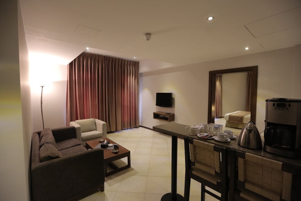 Jabal Amman Hotel - Tap to explore photos