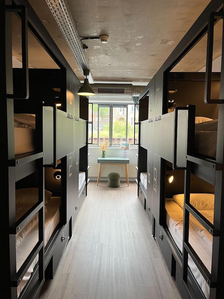 ClinkMama Room Type - Deluxe Shared Dormitory ((8))