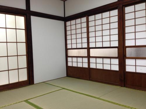 Keys House Room Type - Economy Triple Room with Shared Bathroom