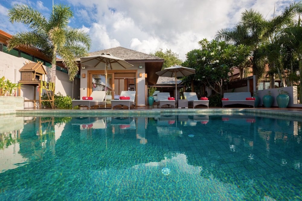 Baan Lucia - Tap to explore photos