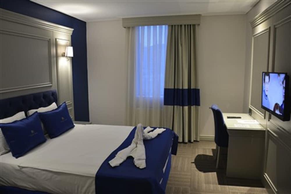 Sarissa Hotel Room Type - Standard Double or Twin Room Sarissa Hotel Room Type - Standard Double or Twin Room