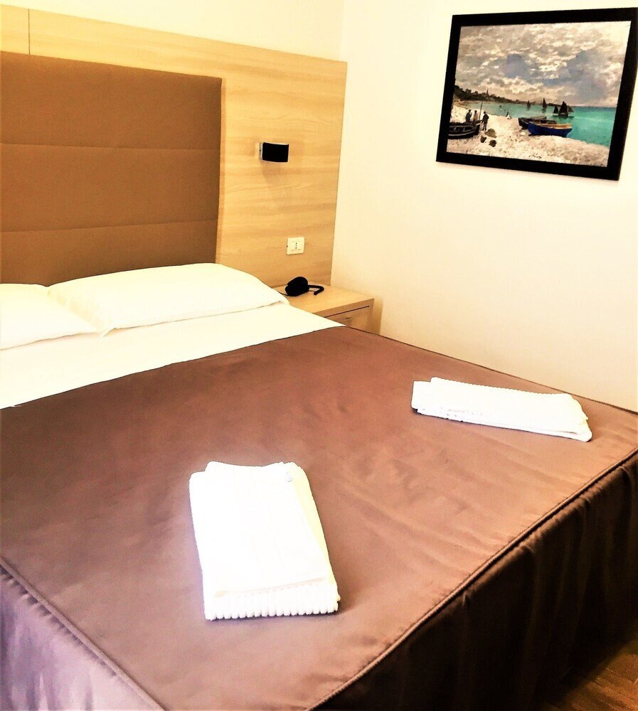 Hotel Academy Room Type - Double Room