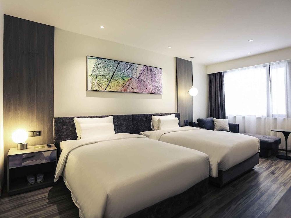 Mercure Shanghai Hongqiao South Room Type - Superior Room, 2 Twin Beds