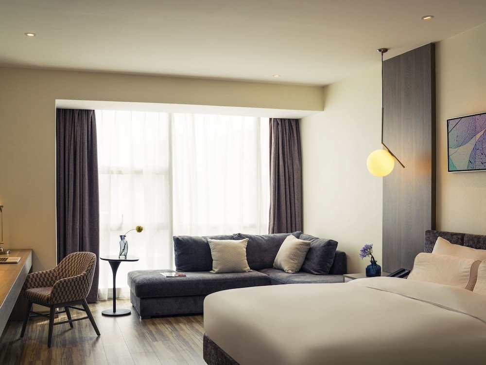 Mercure Shanghai Hongqiao South - Tap to explore photos