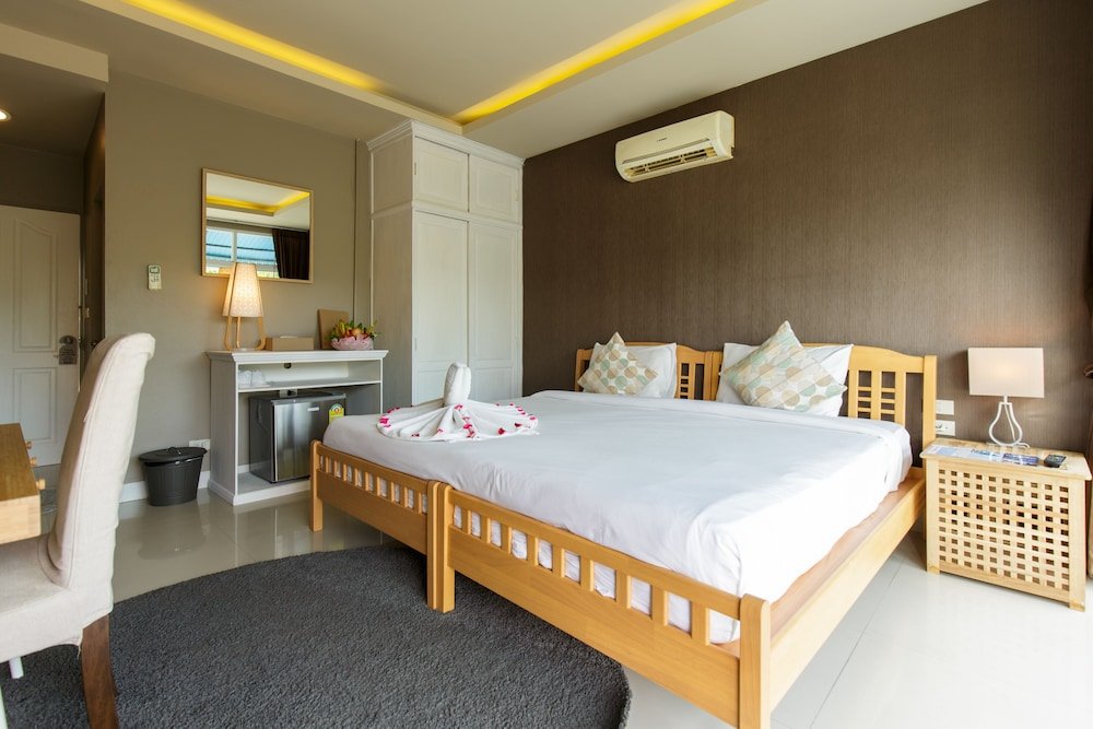 Bondi Hotel Samui - Tap to explore photos