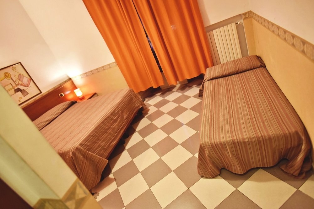 Hotel Carmel Roma Room Type - Triple Room