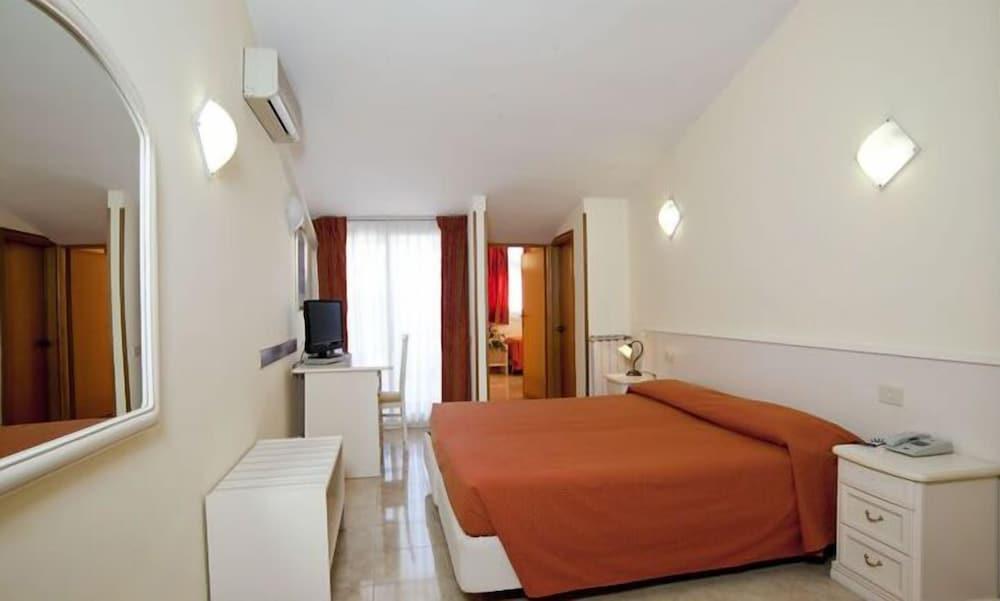 Hotel Massimino Room Type - Double Room