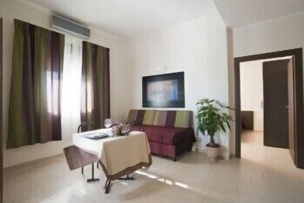 Hotel Massimino Room Type - Suite