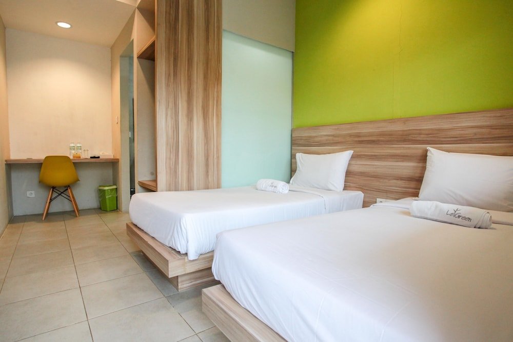 LeGreen Suite Supomo Room Type - Green Room