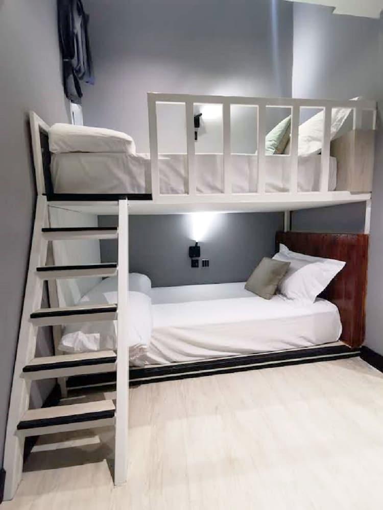 Narawad Boutique Hotel Room Type - Duplex Twin room (Private Bathroom)