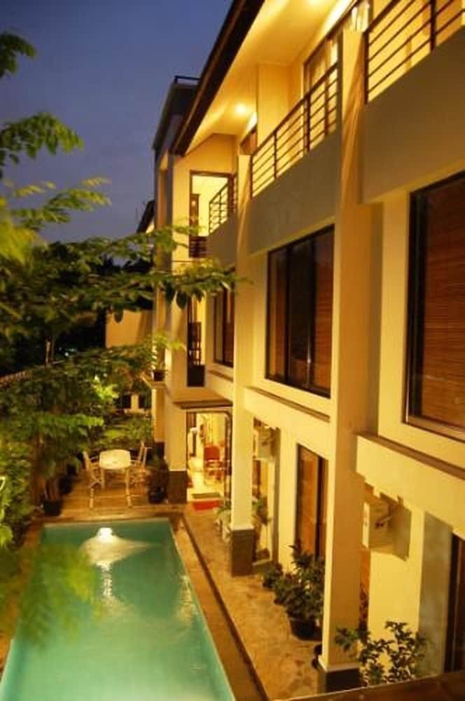 Arimbi Pejaten Suites - Tap to explore photos